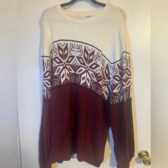 Perfect Valentine Day Men Sweater 

Burgundy and white snowflake sweater - Picture 1 of 3